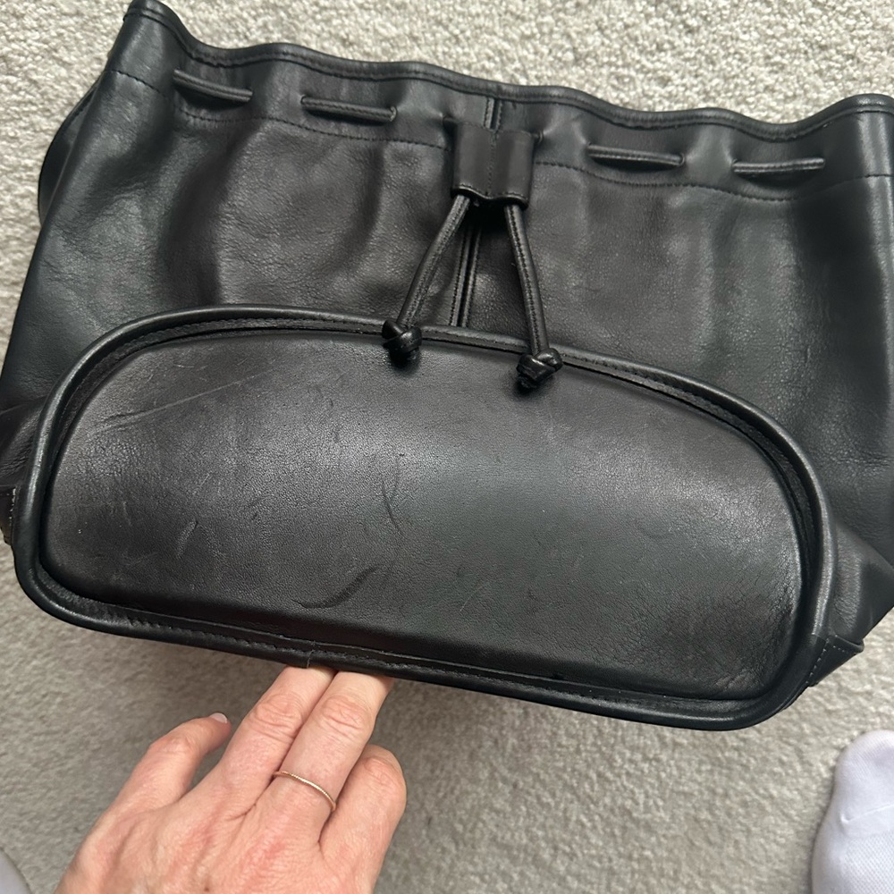 Vintage COACH Black Leather Shoulder Pouch Bag - Picture 6 of 11